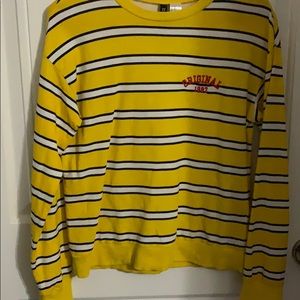 yellow long sleeve tee